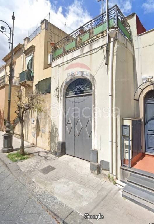 casa indipendente in vendita ad Aci Sant'Antonio