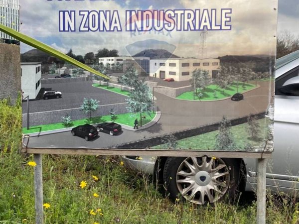 terreno agricolo in vendita ad Aci Sant'Antonio in zona Lavinaio