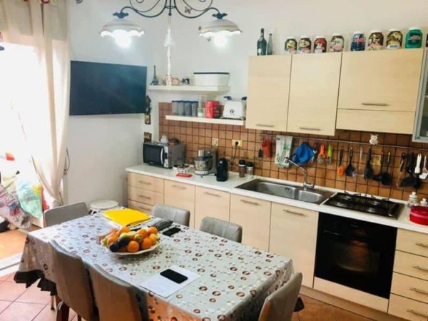 appartamento in vendita ad Aci Sant'Antonio