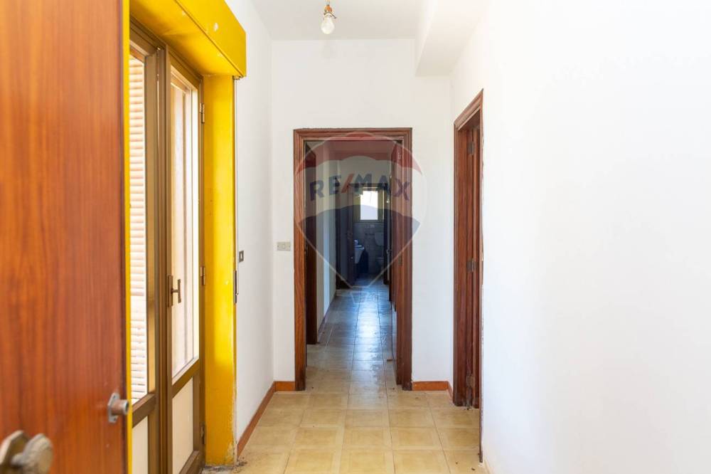 casa indipendente in vendita ad Aci Sant'Antonio in zona Lavinaio