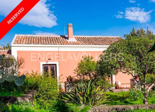 casa indipendente in vendita ad Aci Sant'Antonio