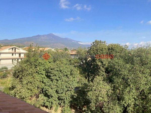 appartamento in vendita ad Aci Sant'Antonio