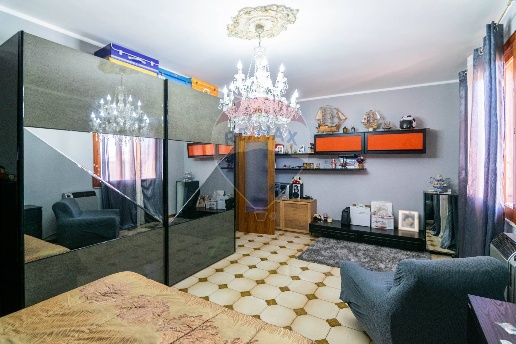 appartamento in vendita ad Aci Sant'Antonio in zona Lavina