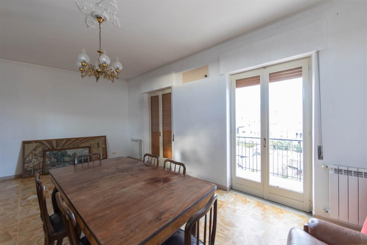appartamento in vendita ad Aci Sant'Antonio