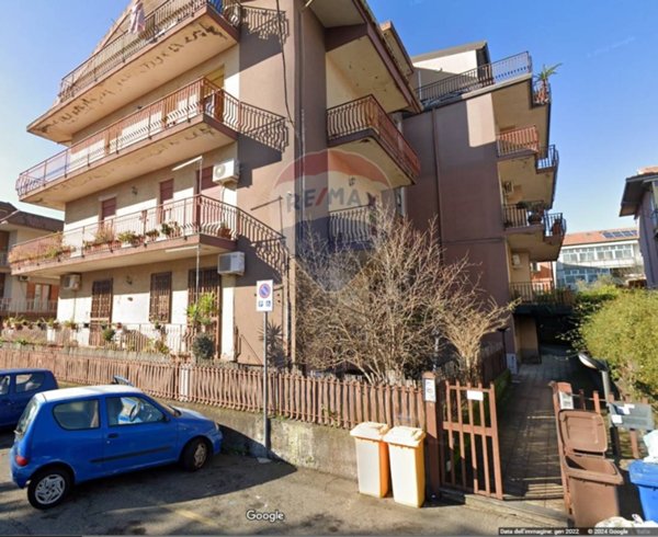 appartamento in vendita ad Aci Sant'Antonio