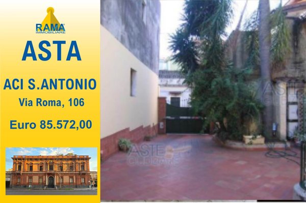 appartamento in vendita ad Aci Sant'Antonio