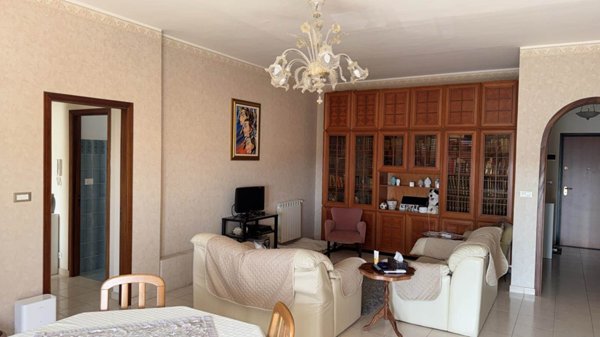 appartamento in vendita ad Aci Sant'Antonio