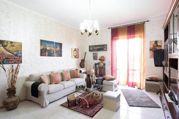appartamento in vendita ad Aci Sant'Antonio