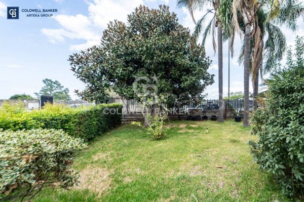 casa indipendente in vendita ad Aci Sant'Antonio