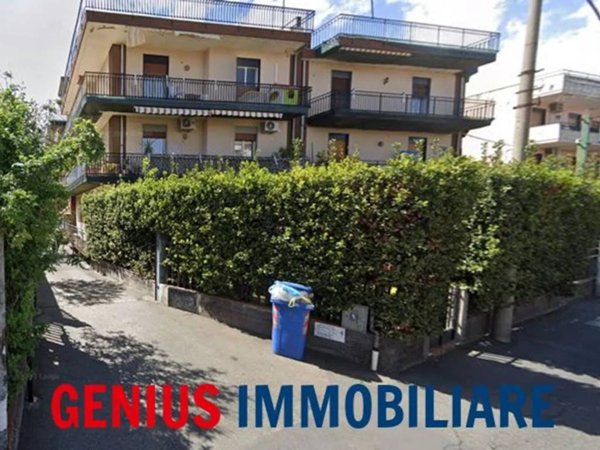 appartamento in vendita ad Aci Sant'Antonio