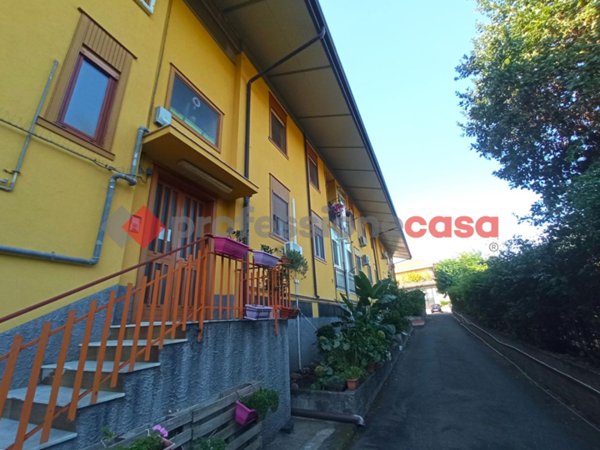 appartamento in vendita ad Aci Sant'Antonio