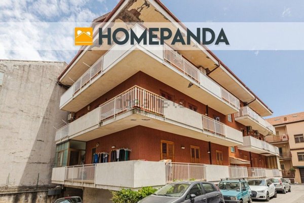 appartamento in vendita ad Aci Sant'Antonio