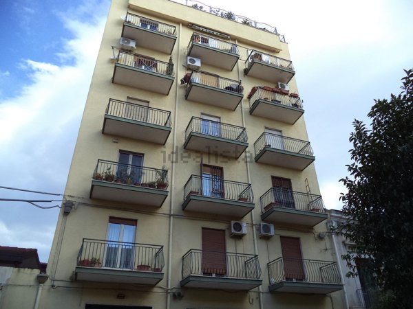appartamento in vendita ad Aci Sant'Antonio