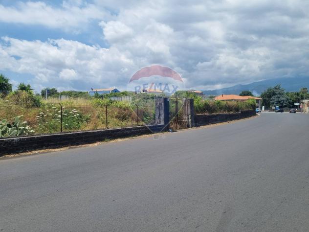terreno agricolo in vendita ad Aci Sant'Antonio