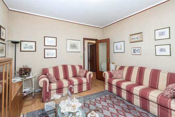 appartamento in vendita ad Aci Sant'Antonio
