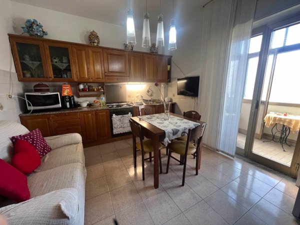 appartamento in vendita ad Aci Sant'Antonio
