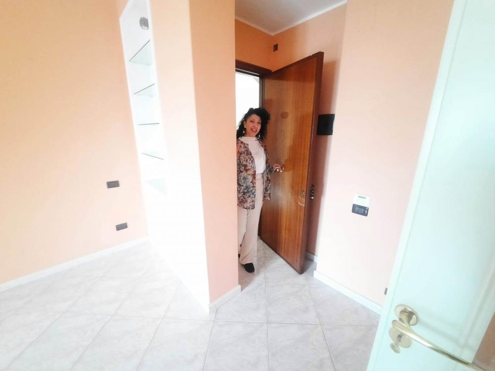 appartamento in vendita ad Aci Sant'Antonio