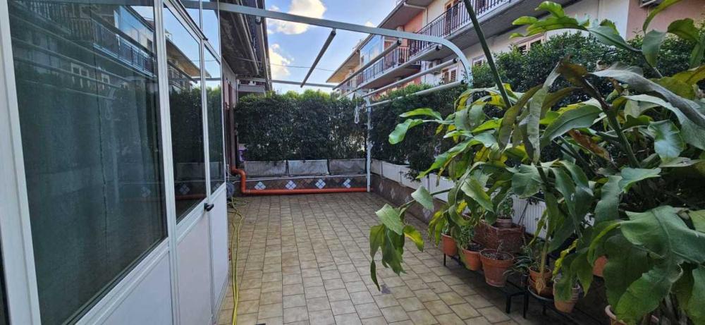 appartamento in vendita ad Aci Sant'Antonio
