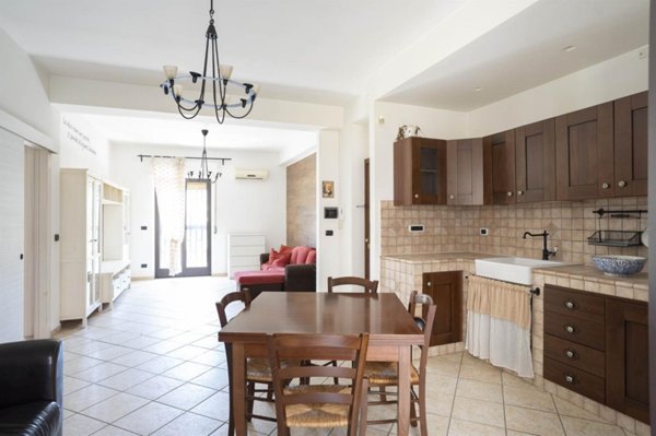 appartamento in vendita ad Aci Sant'Antonio