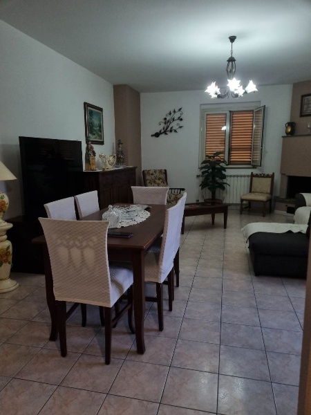 appartamento in vendita ad Aci Sant'Antonio