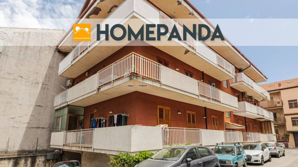 appartamento in vendita ad Aci Sant'Antonio