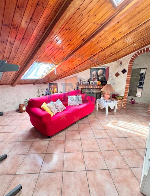 appartamento in vendita ad Aci Sant'Antonio