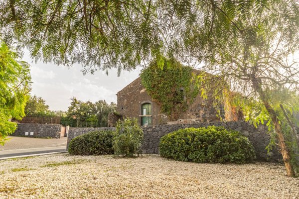 casa indipendente in vendita ad Aci Sant'Antonio