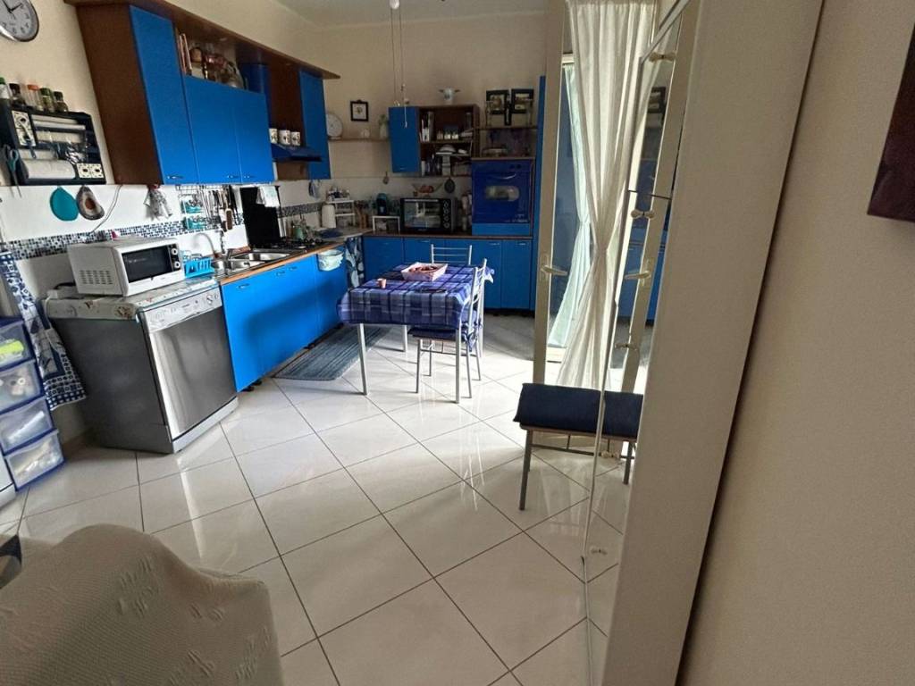 appartamento in vendita ad Aci Sant'Antonio