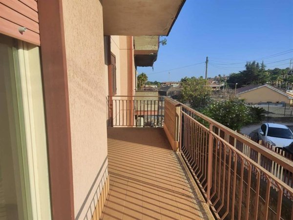 appartamento in vendita ad Aci Sant'Antonio