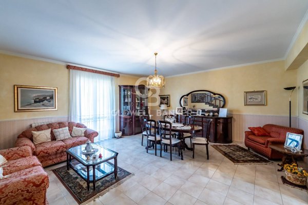 appartamento in vendita ad Aci Sant'Antonio