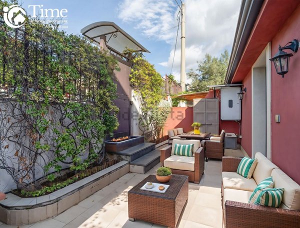 appartamento in vendita ad Aci Sant'Antonio