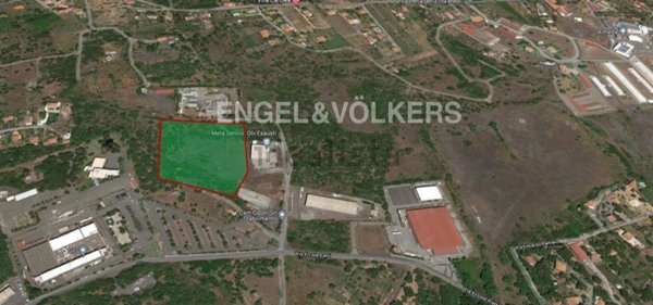 capannone in vendita ad Aci Sant'Antonio