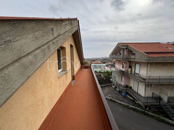 attico in vendita ad Aci Sant'Antonio in zona Lavinaio