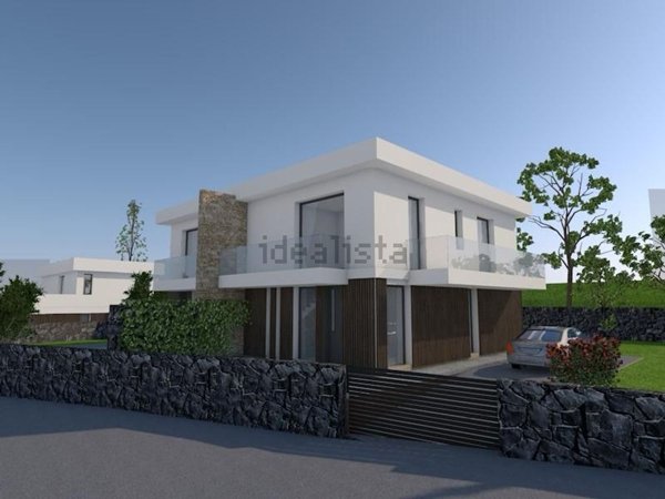 casa indipendente in vendita ad Aci Sant'Antonio