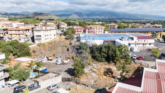 terreno agricolo in vendita ad Aci Sant'Antonio