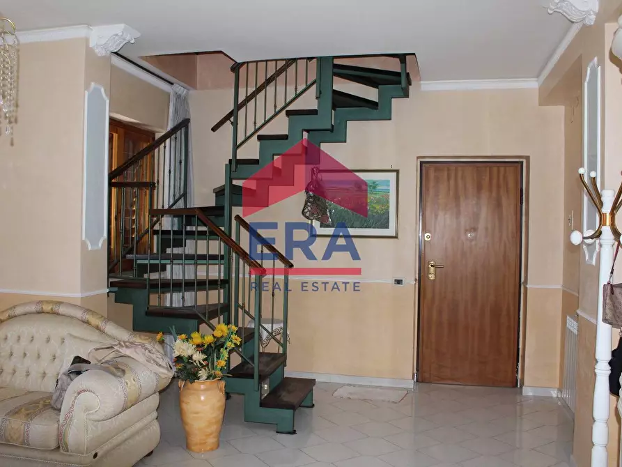 appartamento in vendita ad Aci Sant'Antonio in zona Lavina