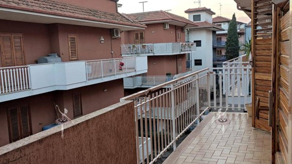 appartamento in vendita ad Aci Sant'Antonio