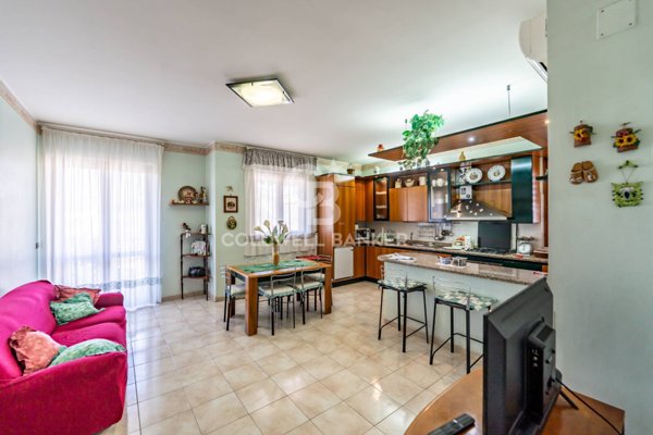 appartamento in vendita ad Aci Sant'Antonio