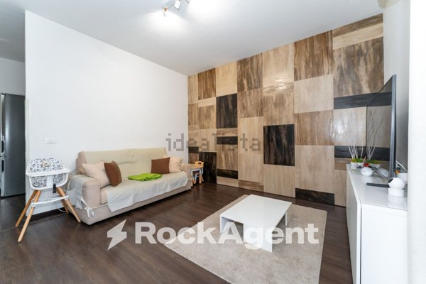 appartamento in vendita ad Aci Sant'Antonio