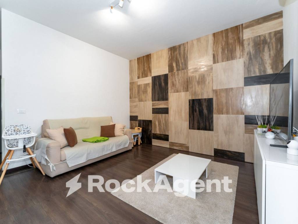 appartamento in vendita ad Aci Sant'Antonio