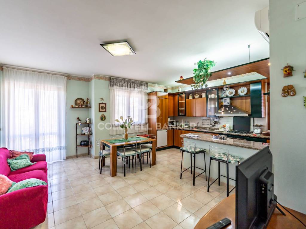 appartamento in vendita ad Aci Sant'Antonio