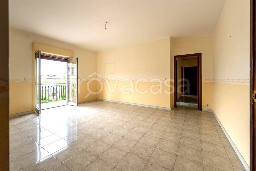 appartamento in vendita ad Aci Sant'Antonio