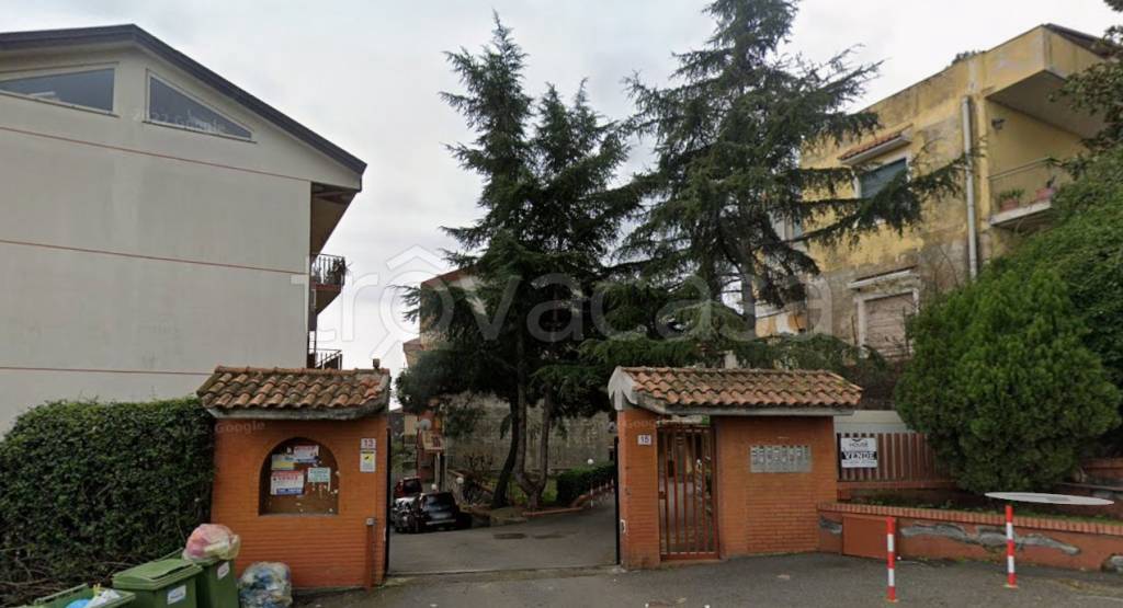 appartamento in vendita ad Aci Sant'Antonio