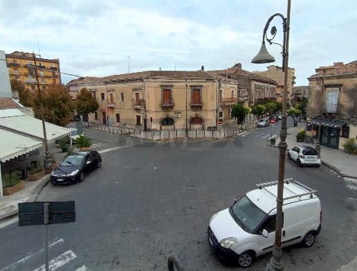 casa indipendente in vendita ad Aci Sant'Antonio