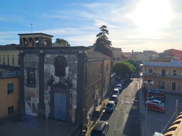 appartamento in vendita ad Aci Sant'Antonio