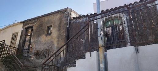 appartamento in vendita ad Aci Sant'Antonio