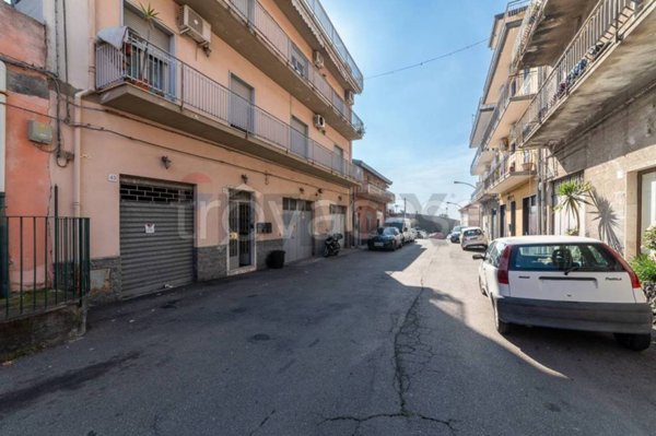 appartamento in vendita ad Aci Sant'Antonio