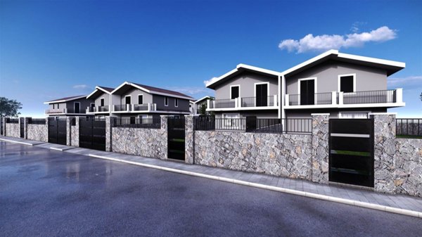 casa indipendente in vendita ad Aci Sant'Antonio