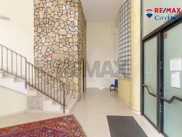 intera palazzina in vendita ad Aci Sant'Antonio