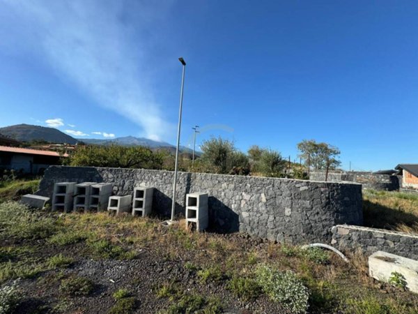 appartamento in vendita ad Aci Sant'Antonio